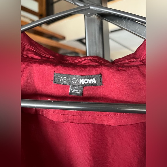 ♥️ Fashion Nova Romper with Cinch tie ♥️ - Picture 4 of 4